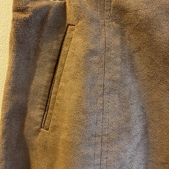 Vintage ultrasuede tan skirt size medium - Picture 2 of 6